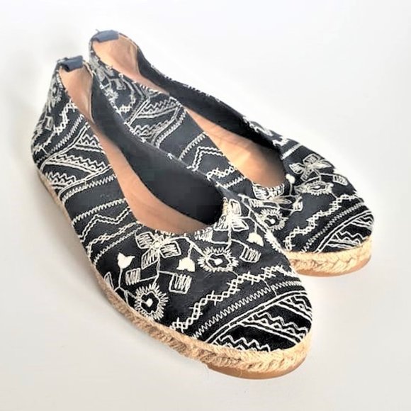 Holt Renfrew Shoes - Holt Renfrew embroidered espadrilles